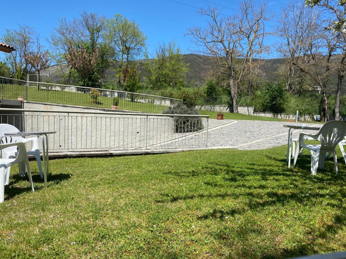 B&B Oasi Vetoio LʼAquila Exteriér fotografie